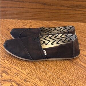 Toms Black Casual Slip-Ons